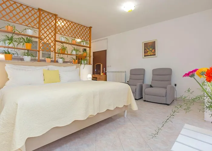 Oliva By Interhome *