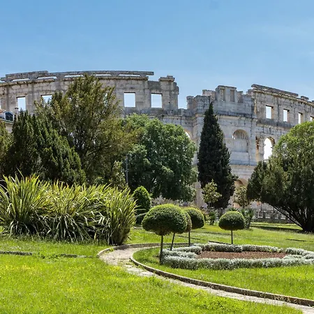 Oliva By Interhome *